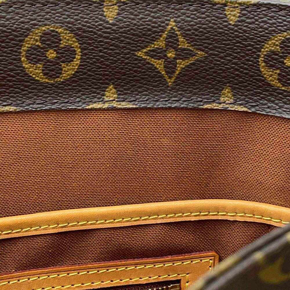 LOUIS VUITTON Brown Monogram Shoulder Bag - Picture 9 of 16